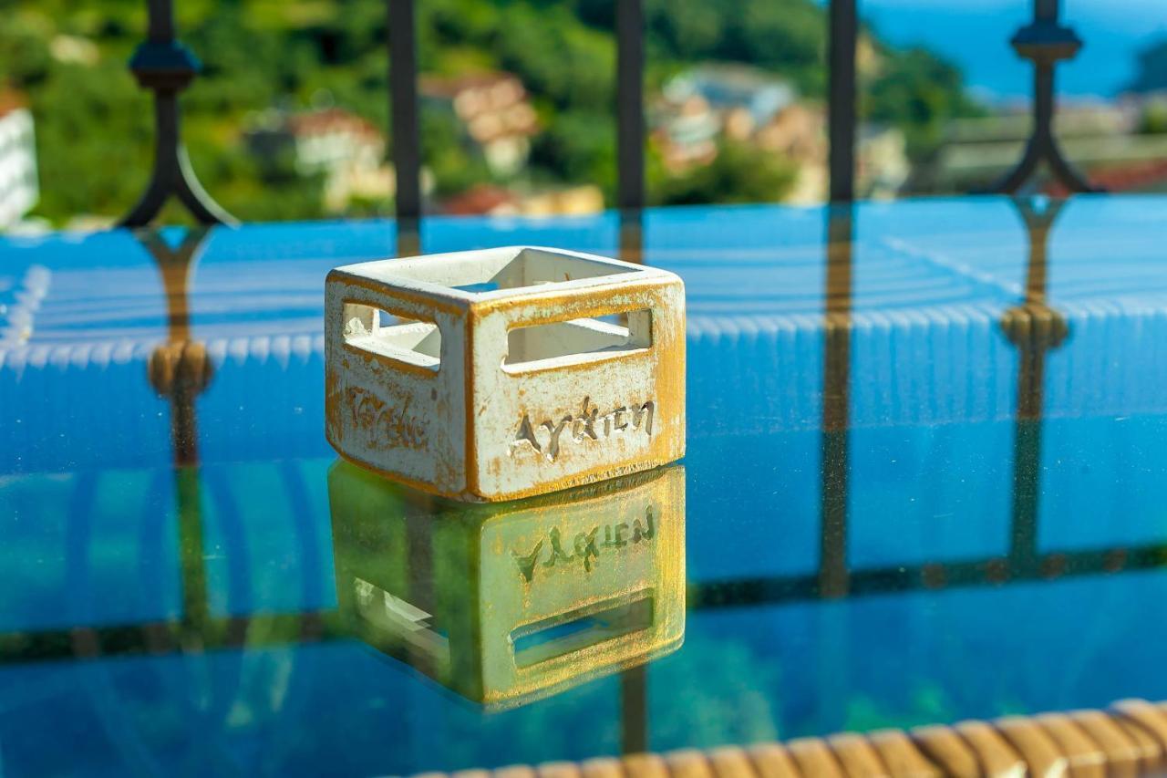 Natura Luxury Suites פארגה מראה חיצוני תמונה