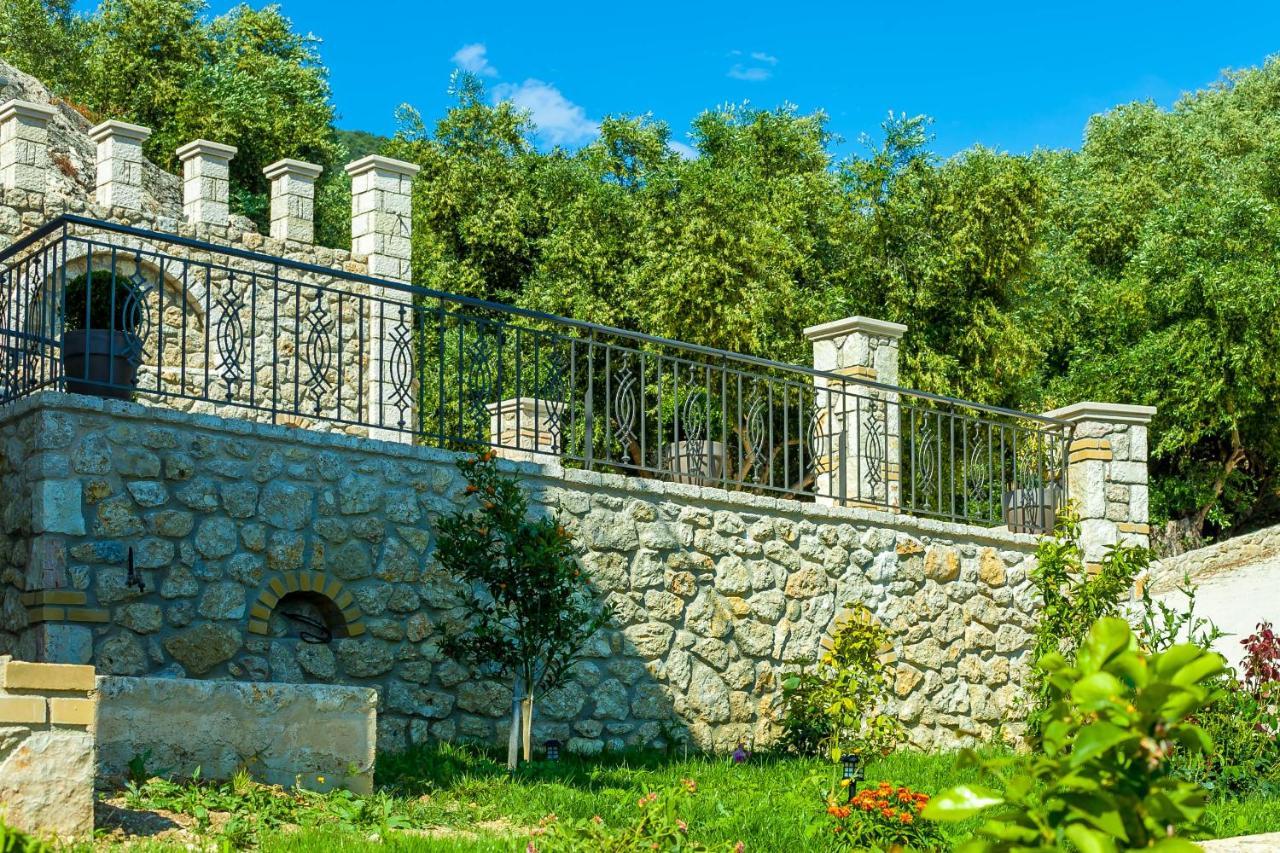 Natura Luxury Suites פארגה מראה חיצוני תמונה